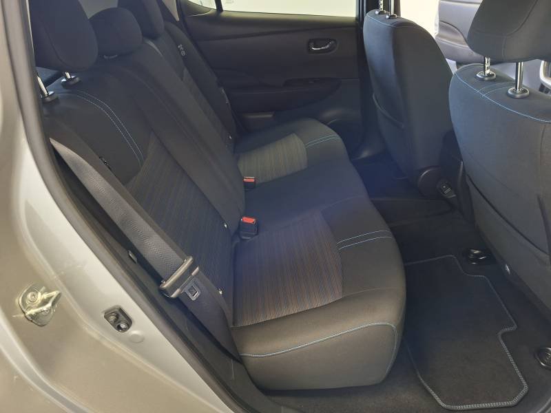Nissan Leaf - Photo 28