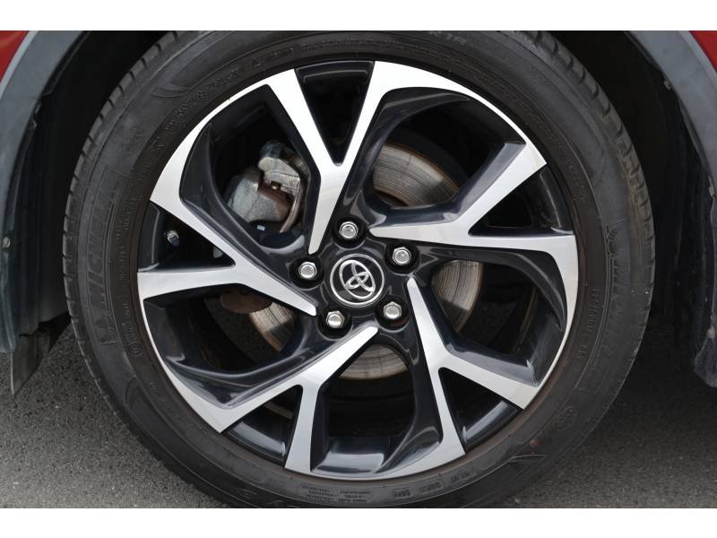 Toyota C-HR - Photo 11