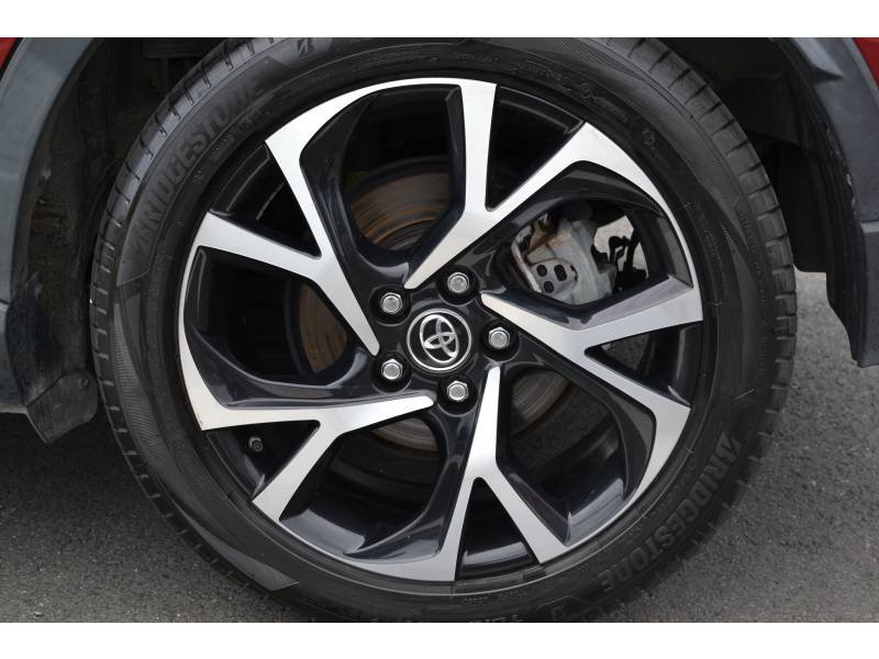 Toyota C-HR - Photo 12