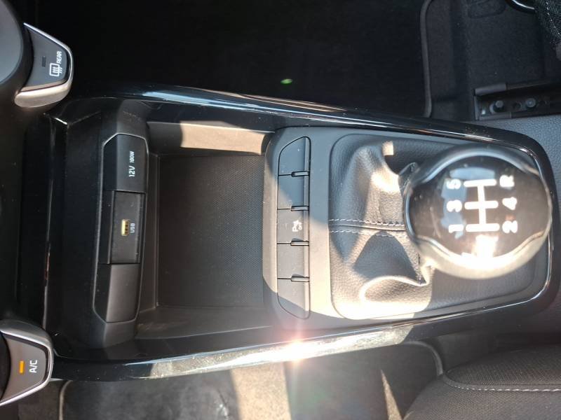 Kia Rio - Photo 15