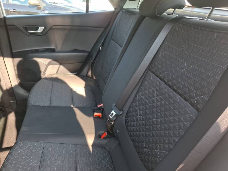 Kia Rio - Photo 19