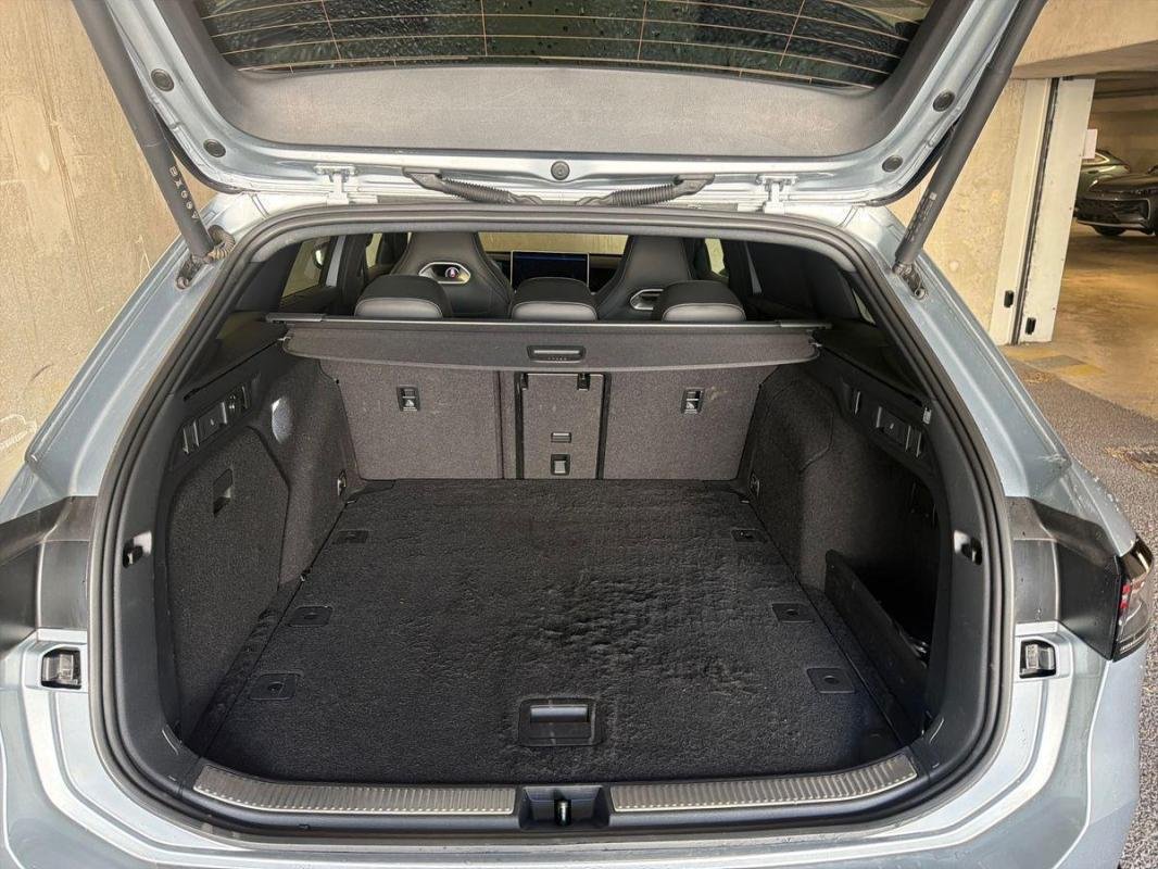 Volkswagen Passat - Photo 32