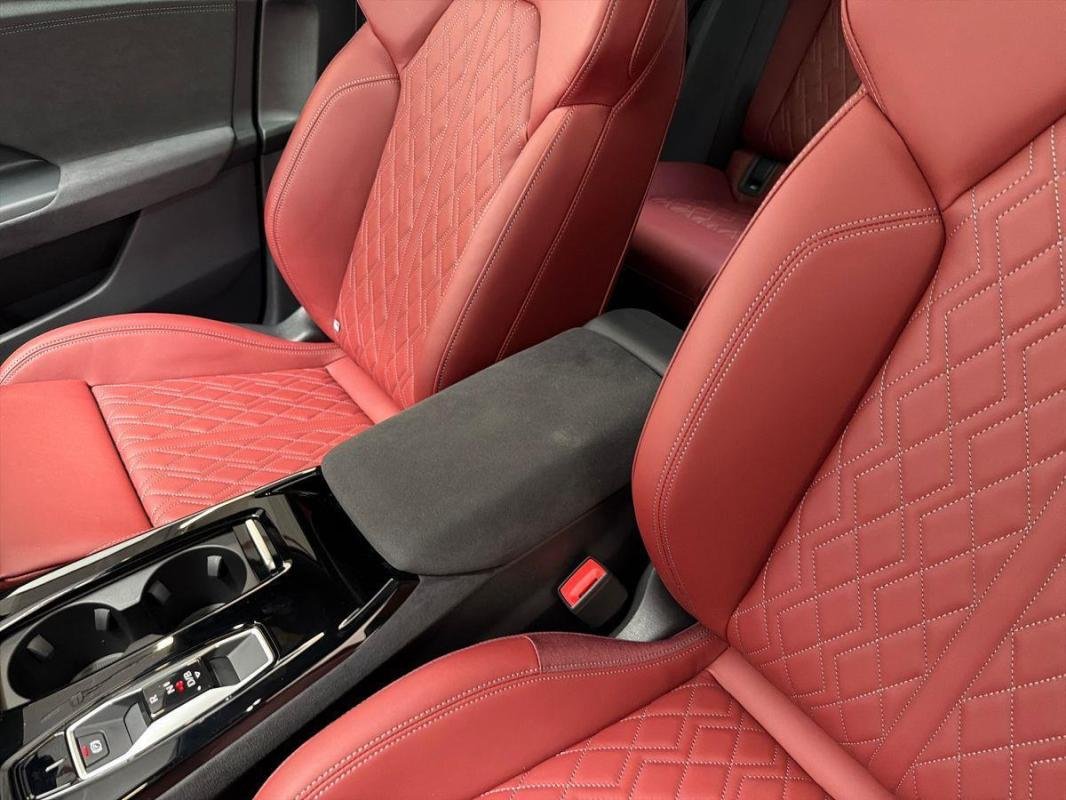 Audi SQ6 e-tron - Photo 12