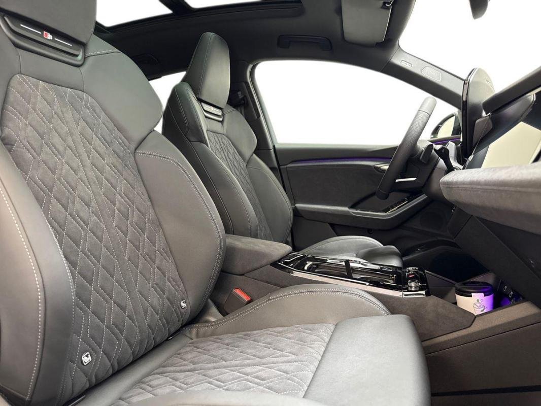 Audi q6 e-tron - Photo 13