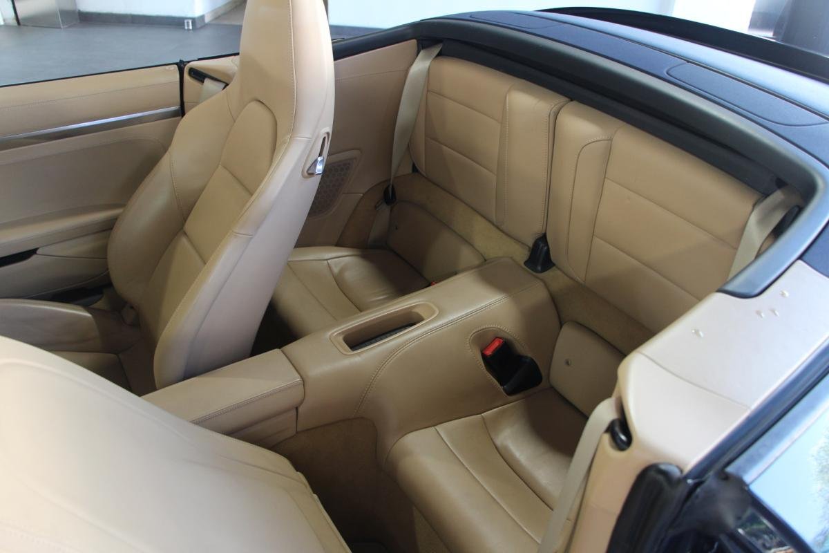 Porsche 911 - Photo 12
