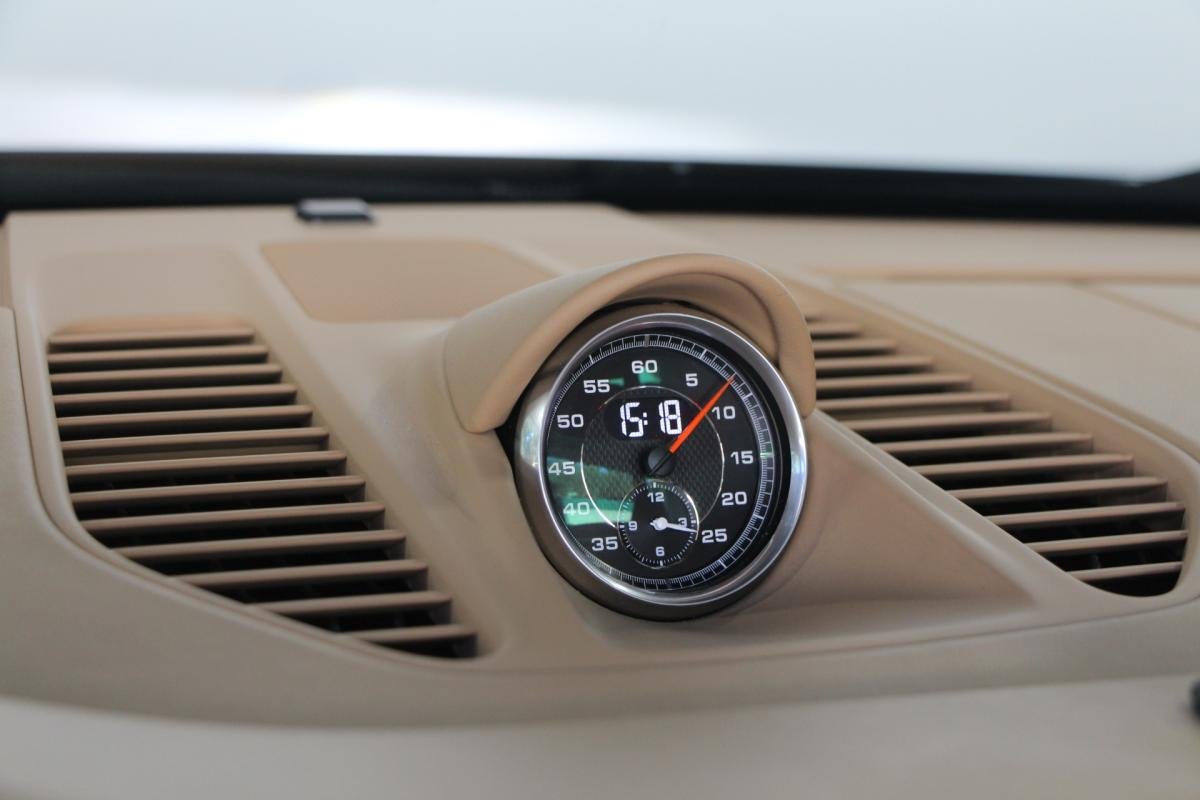 Porsche 911 - Photo 20