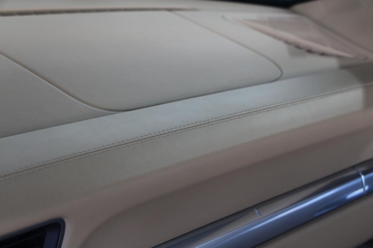 Porsche 911 - Photo 24