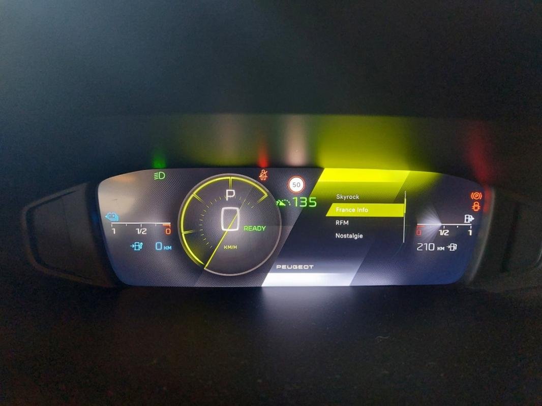 Peugeot 408 - Photo 18