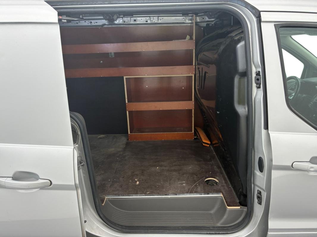 Ford Transit Connect - Photo 14