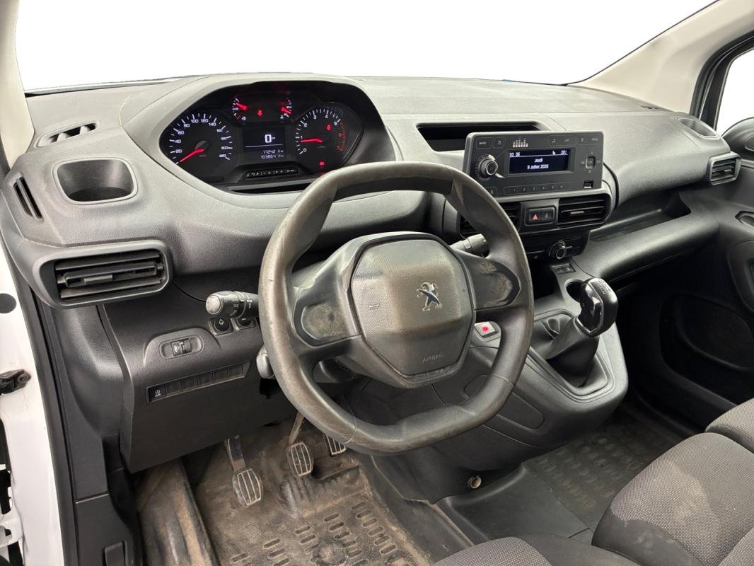 Peugeot Partner - Photo 10