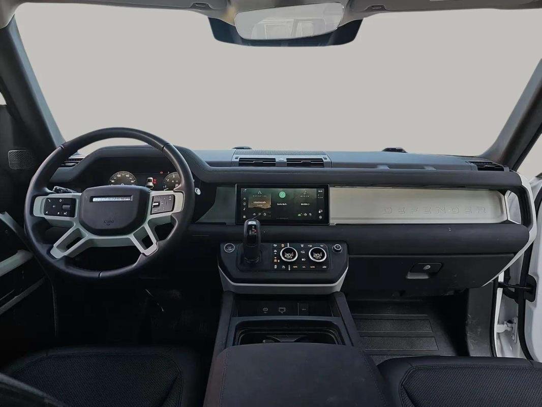 Land Rover Defender - Photo 7