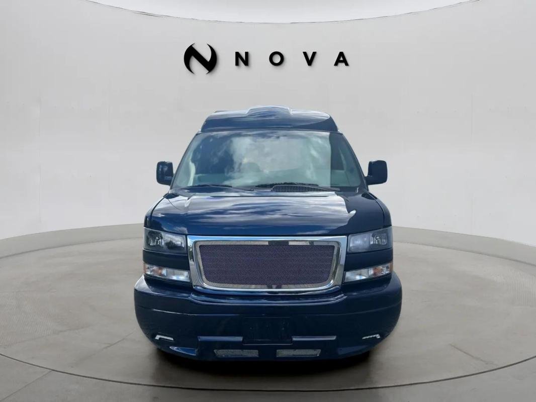 Chevrolet Express - Photo 4