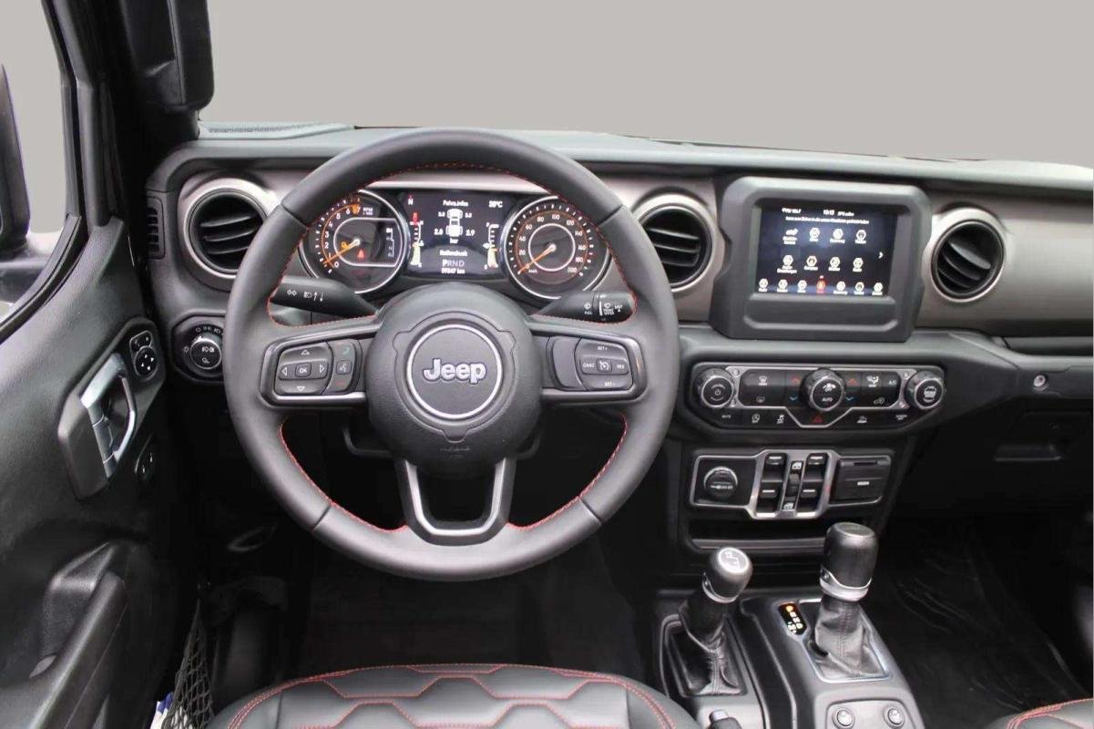 Jeep GLADIATOR - Photo 11