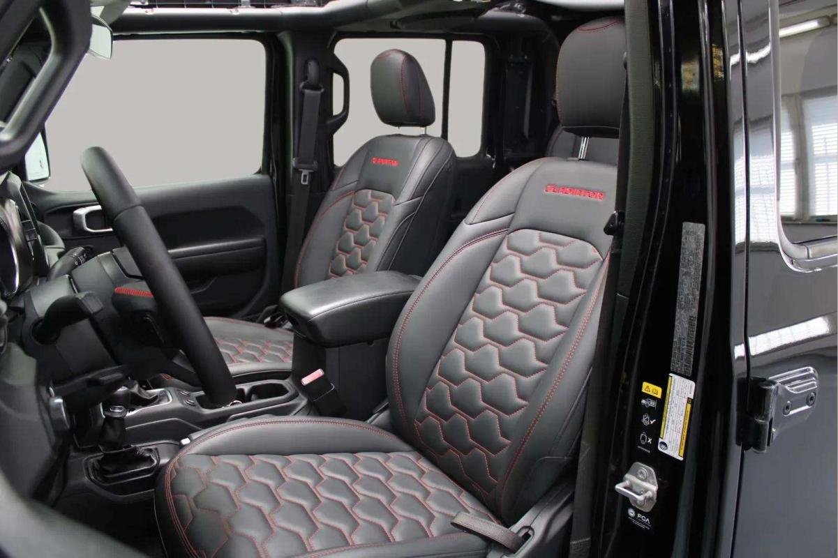 Jeep GLADIATOR - Photo 10