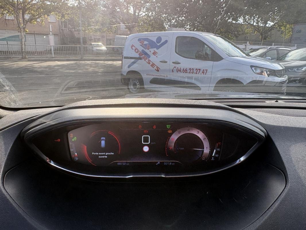 Peugeot 3008 - Photo 9