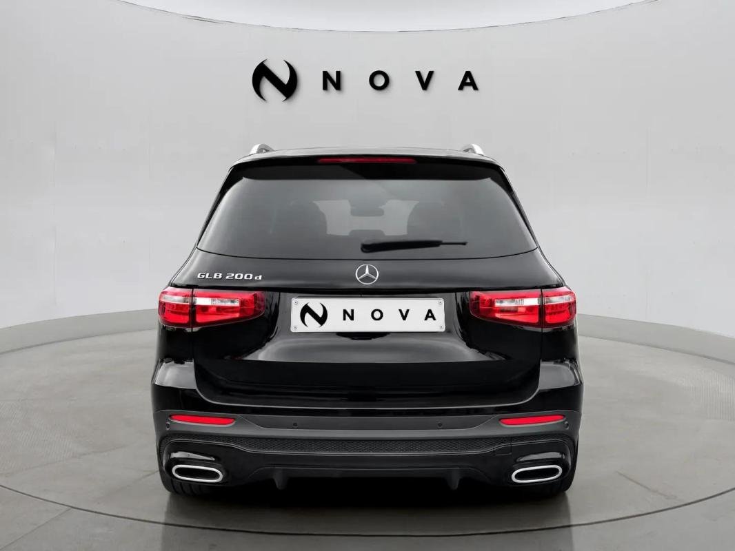 Mercedes GLB - Photo 4