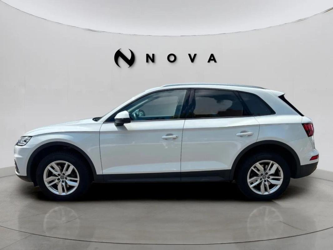 Audi Q5 - Photo 2