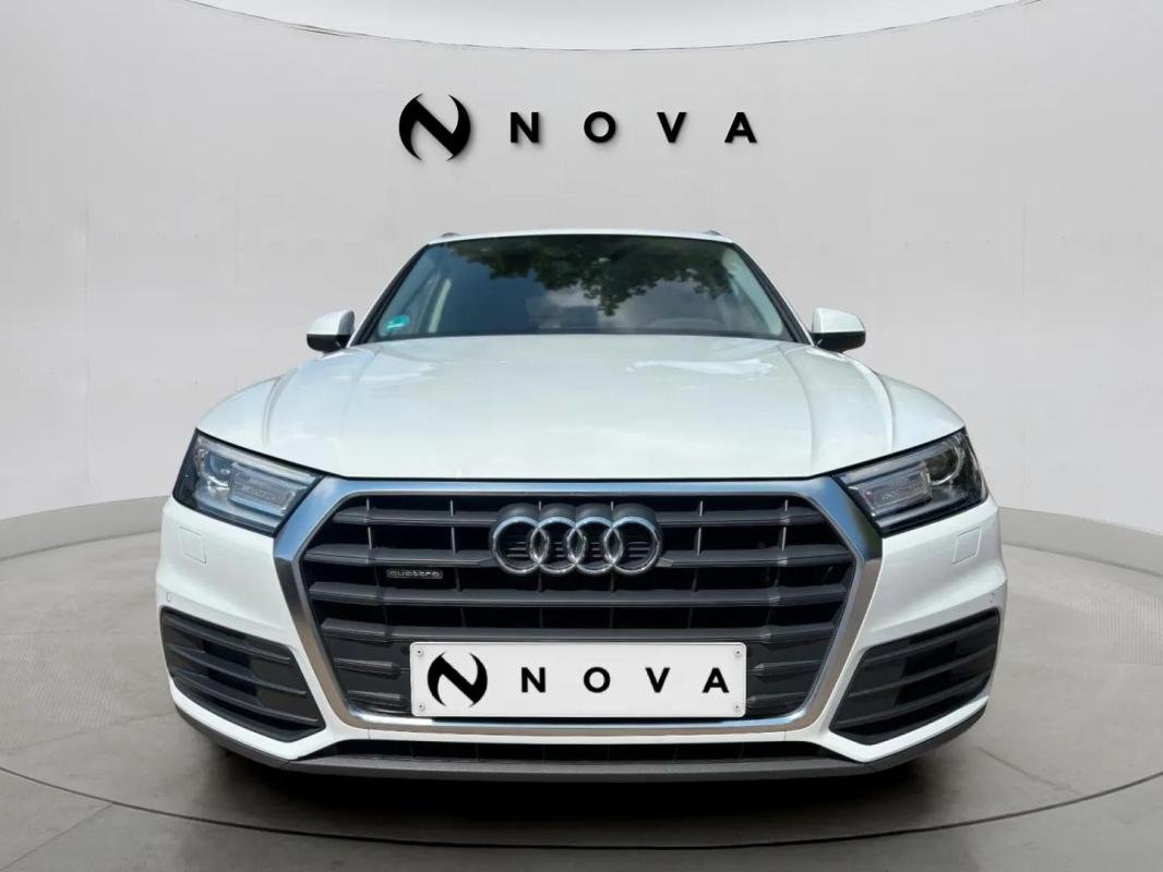 Audi Q5 - Photo 8