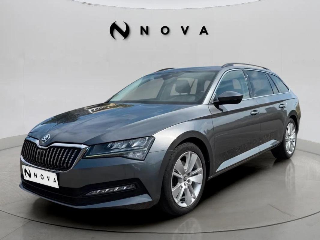 Skoda Superb Combi - Photo 1