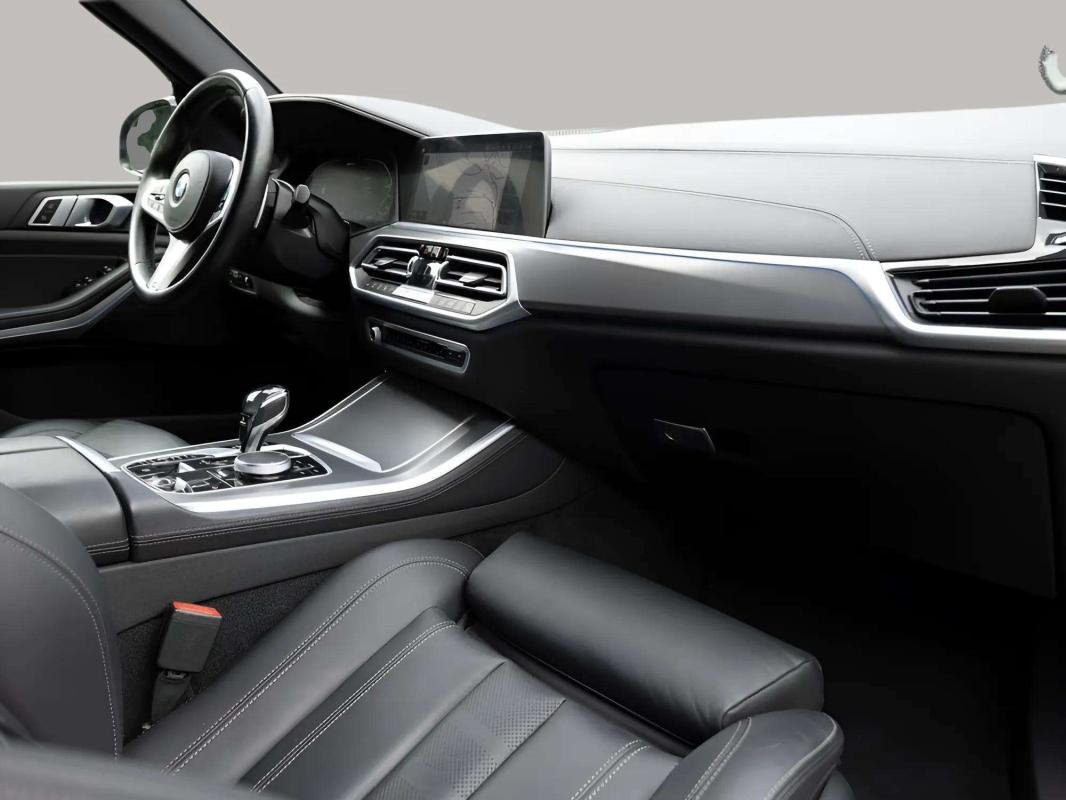BMW X5 - Photo 9