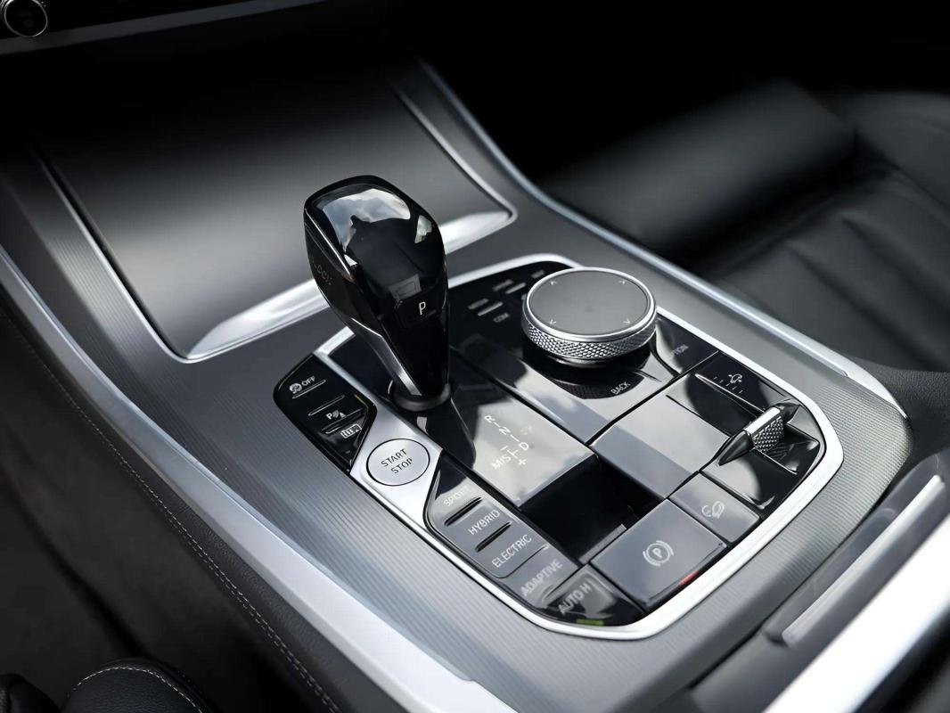 BMW X5 - Photo 10