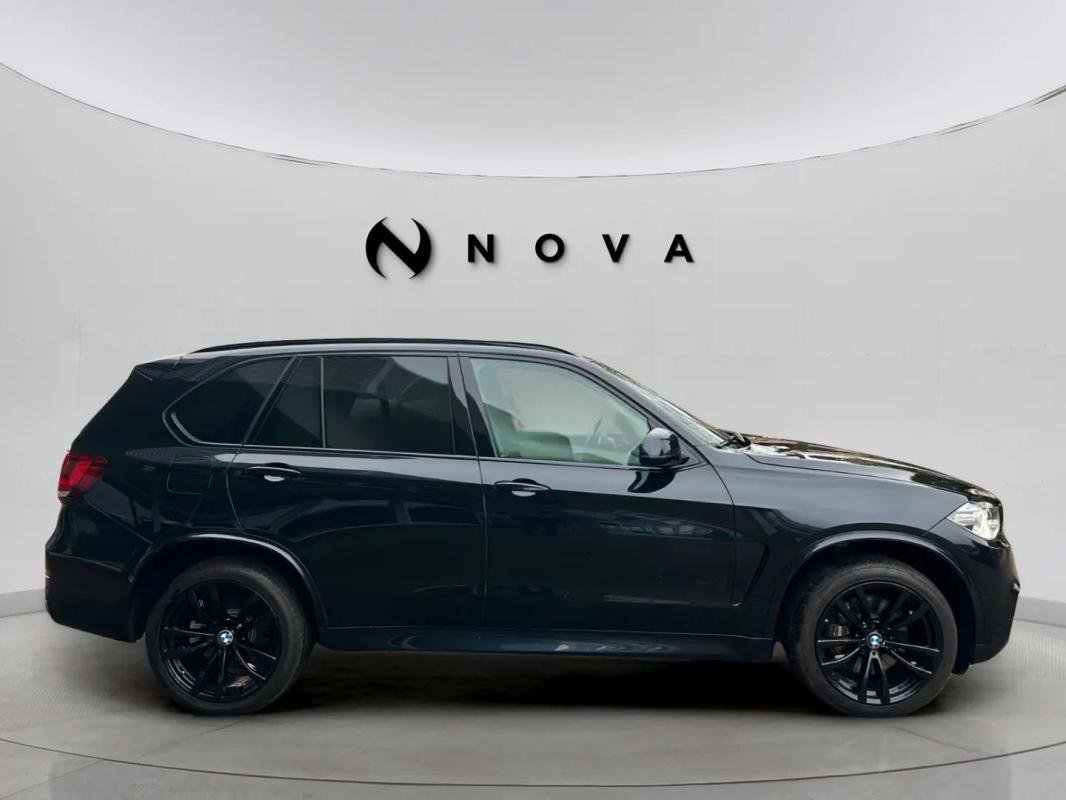 BMW X5 - Photo 6