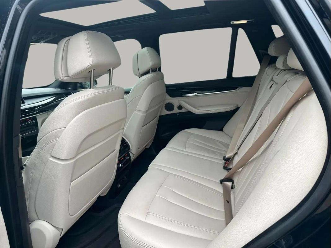 BMW X5 - Photo 10