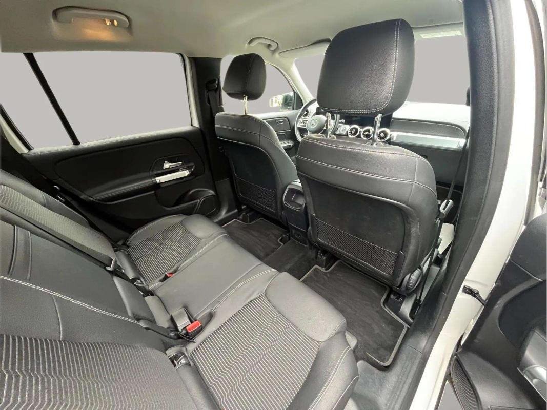 Mercedes GLB - Photo 12