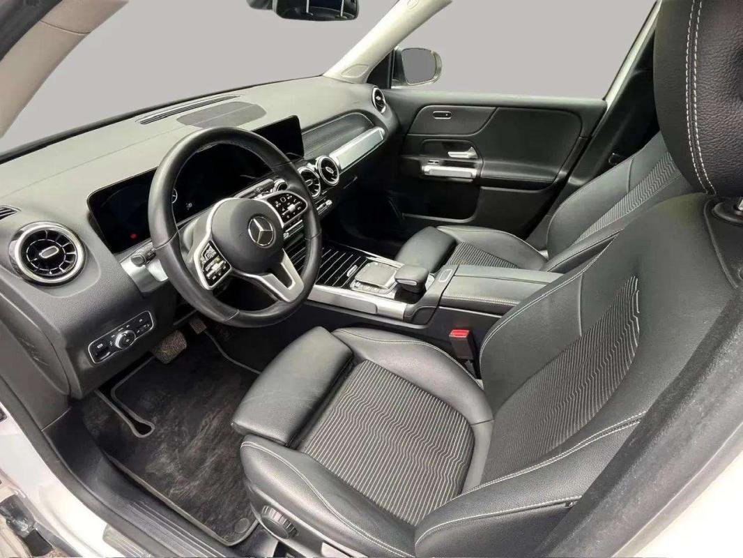 Mercedes GLB - Photo 9
