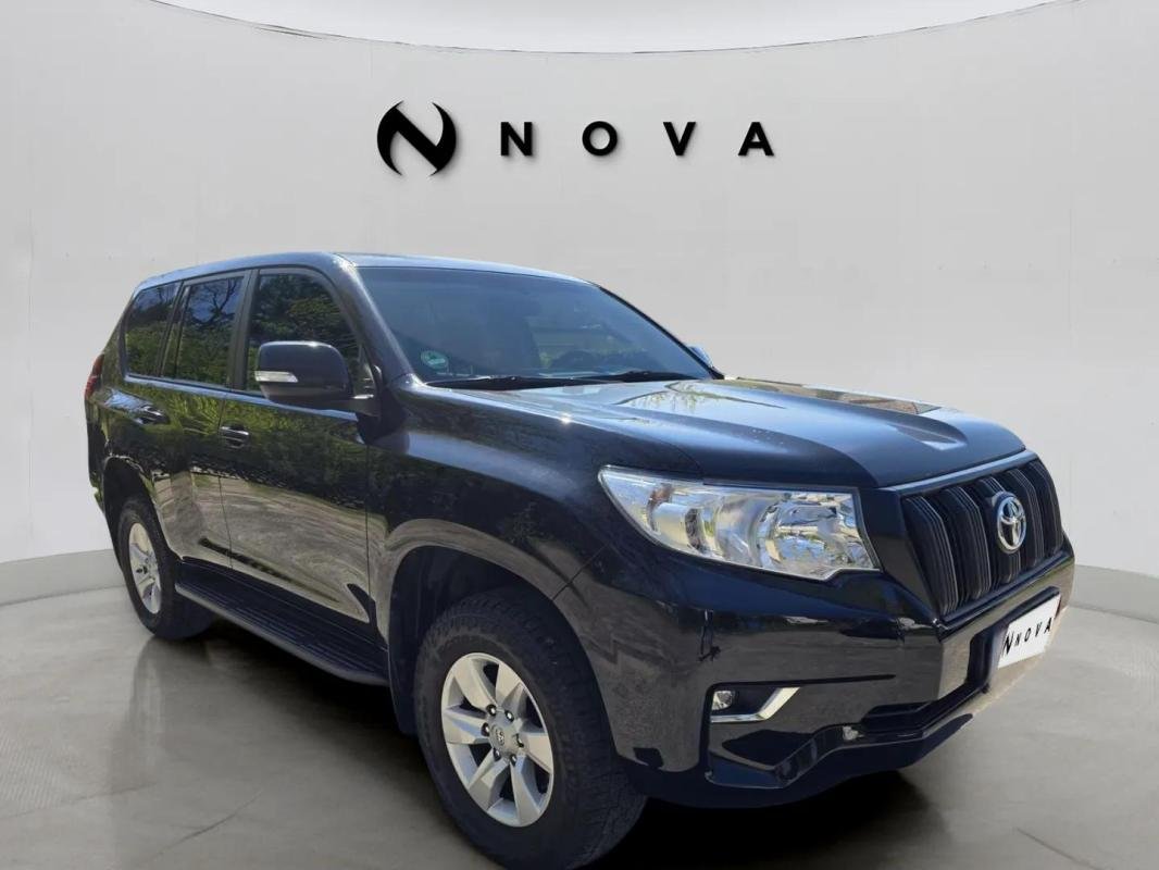 Toyota Land Cruiser - Photo 1