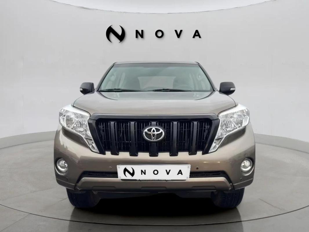 Toyota Land Cruiser - Photo 8