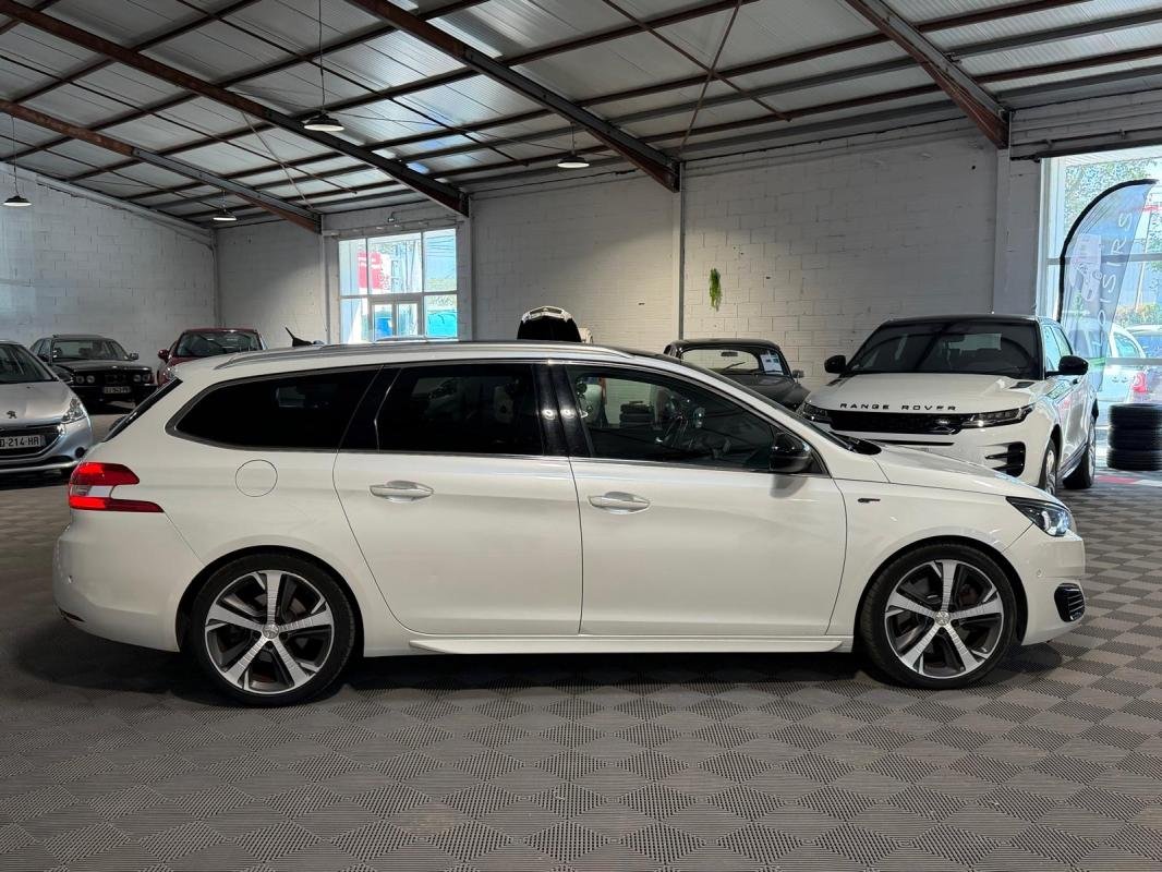 Peugeot 308 SW - Photo 8
