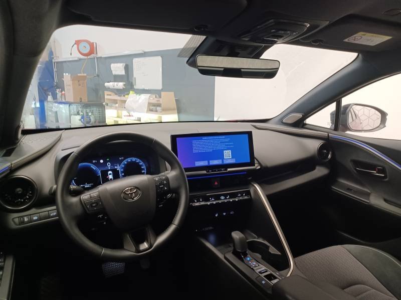 Toyota C-HR - Photo 11
