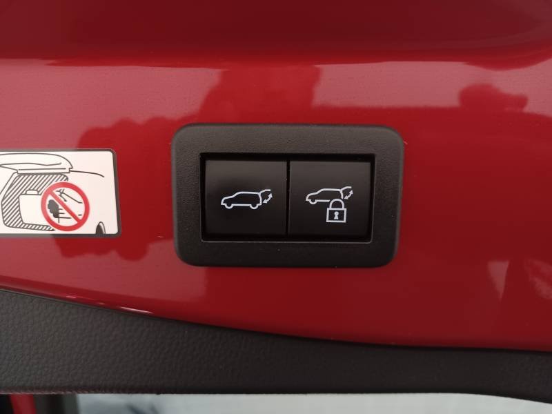 Toyota C-HR - Photo 22