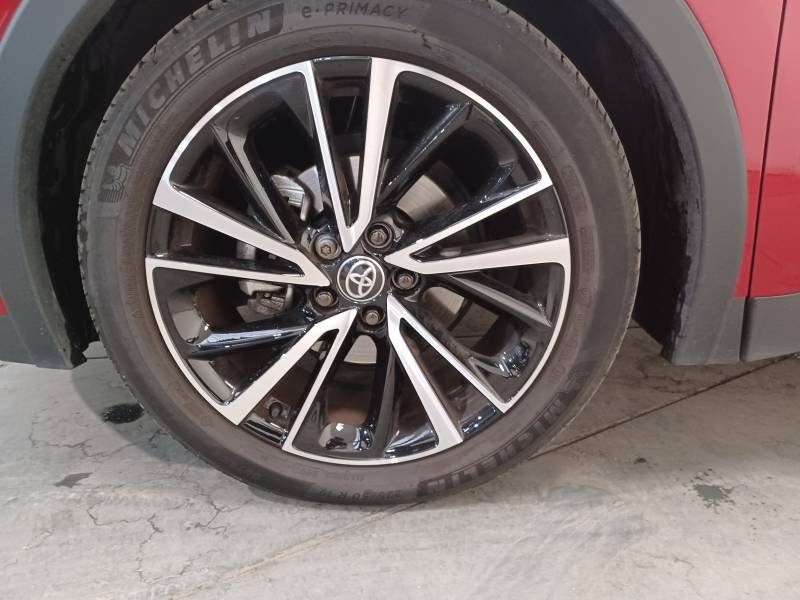 Toyota C-HR - Photo 9