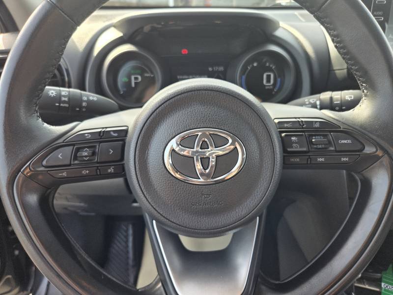 Toyota Yaris - Photo 11