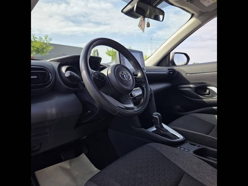 Toyota Yaris - Photo 7