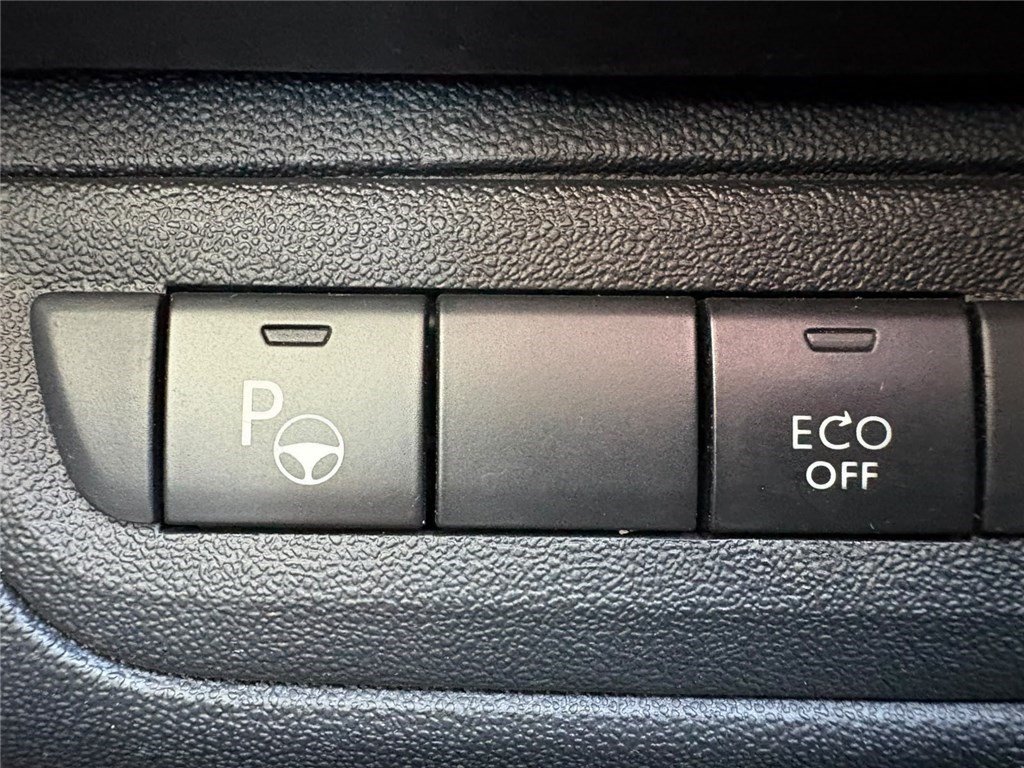 Peugeot 208 - Photo 16