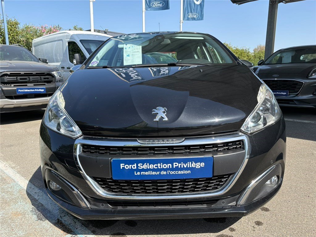 Peugeot 208 - Photo 8