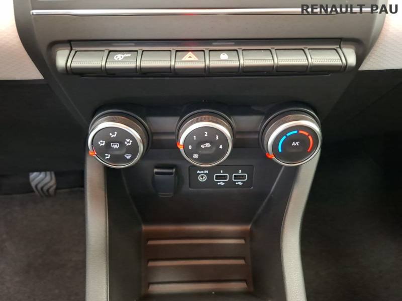 Renault Clio - Photo 25