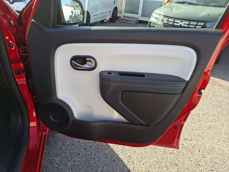 Renault Twingo - Photo 21