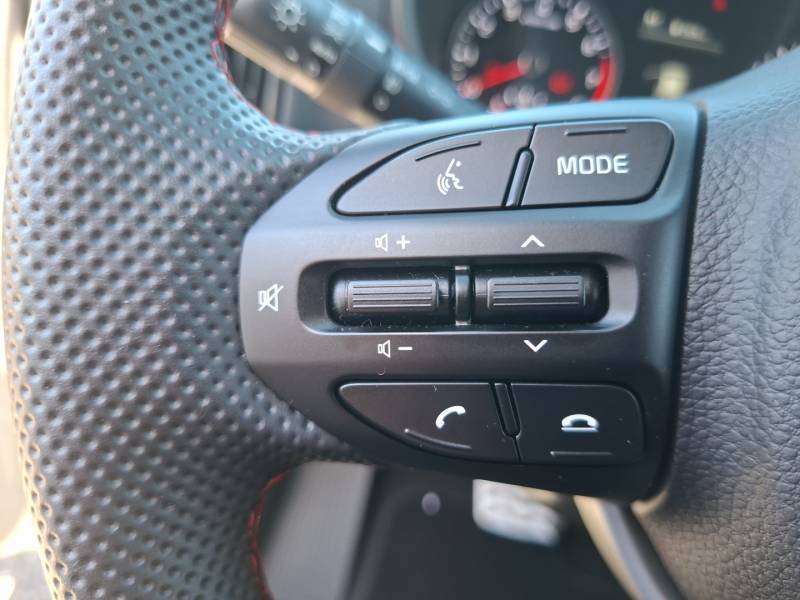 Kia Picanto - Photo 25