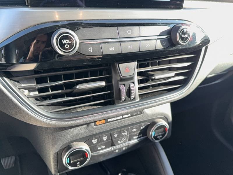 Ford Kuga - Photo 31