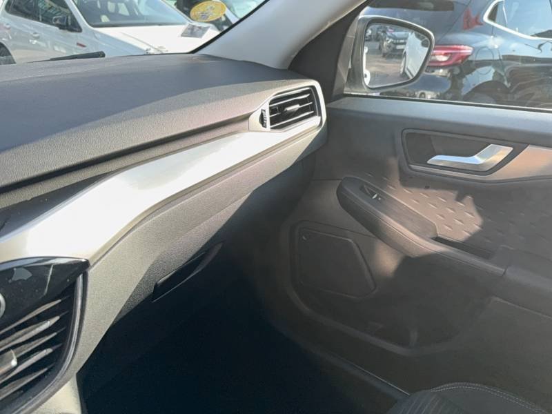 Ford Kuga - Photo 37