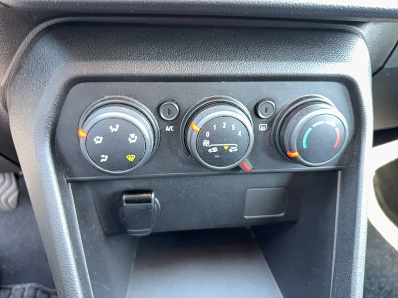 Dacia Sandero - Photo 26