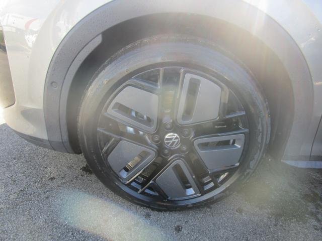 Volkswagen T-Roc - Photo 4