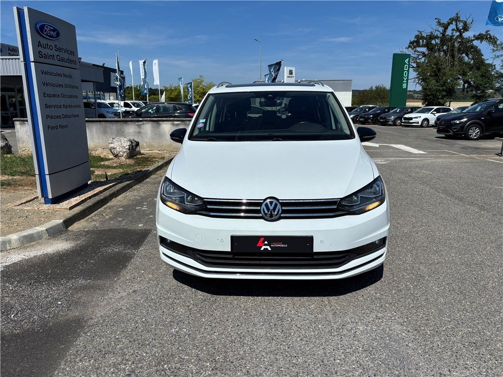 Volkswagen Touran - Photo 2