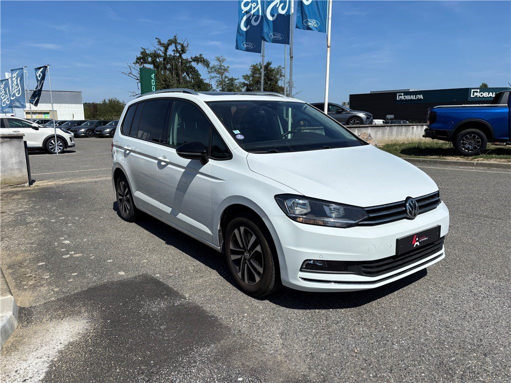 Volkswagen Touran - Photo 3