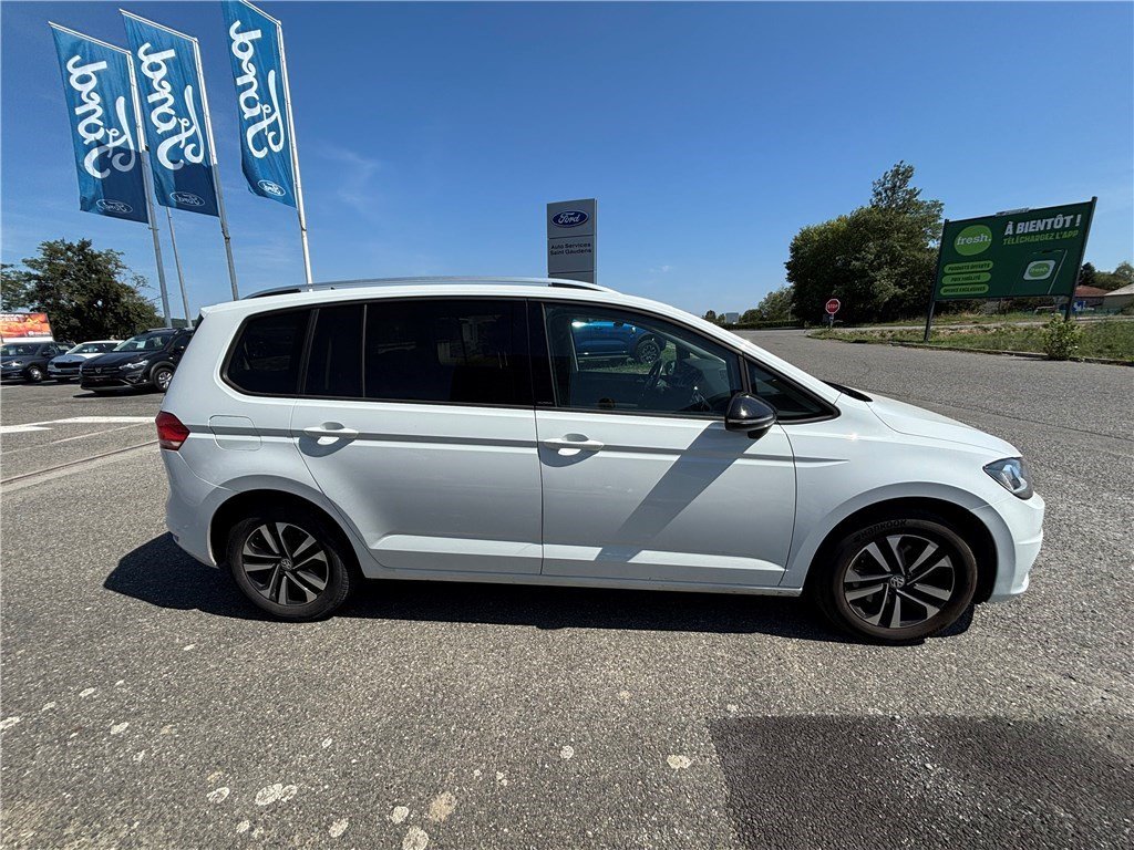 Volkswagen Touran - Photo 4