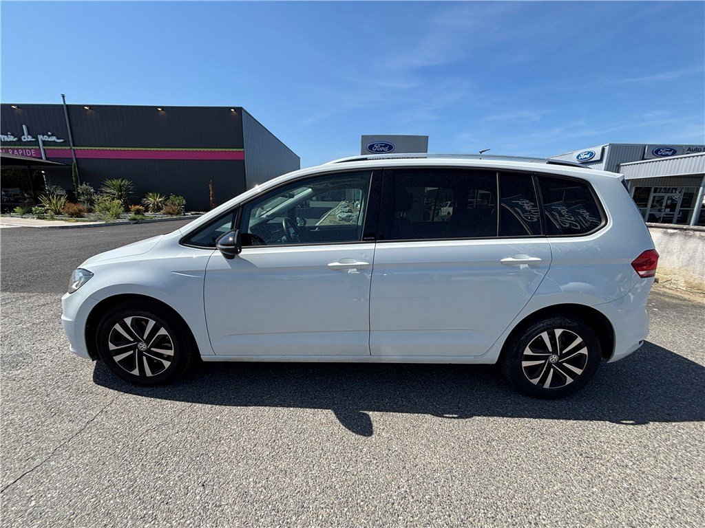 Volkswagen Touran - Photo 5